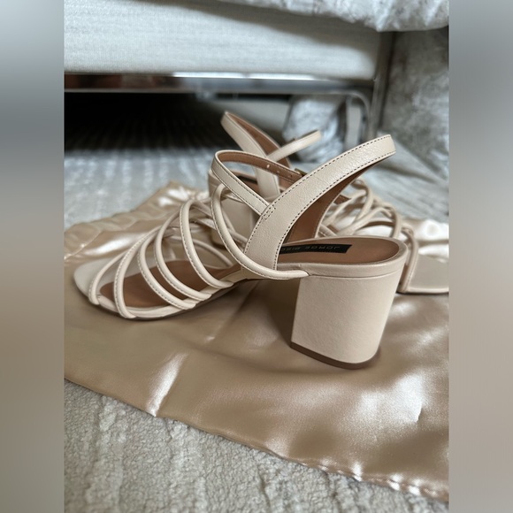 Sandals - Picture 4 of 5